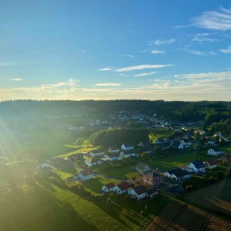 Deine-Eifel-Ferienwohnung Feusdorf Экстерьер фото