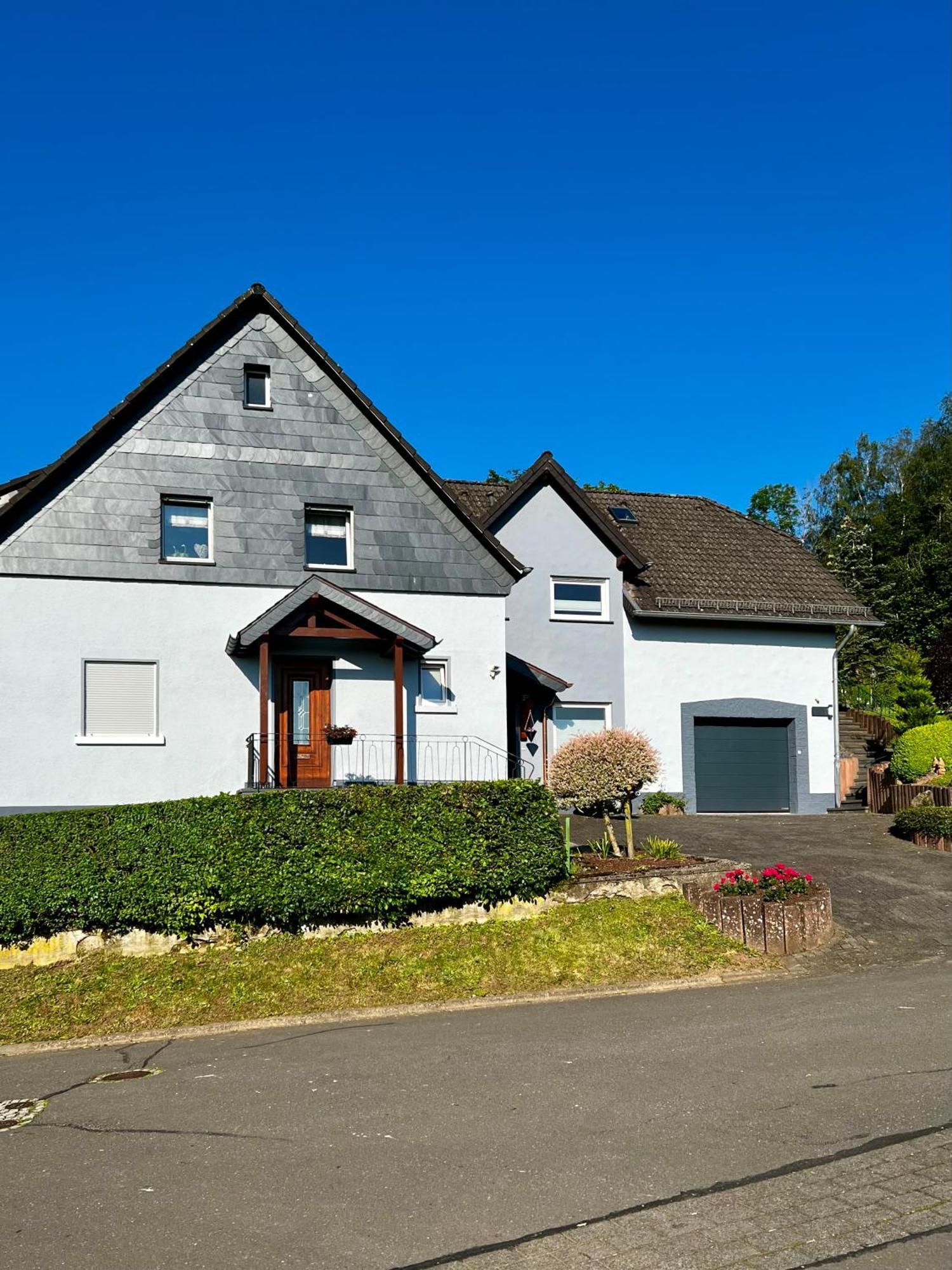 Deine-Eifel-Ferienwohnung Feusdorf Экстерьер фото